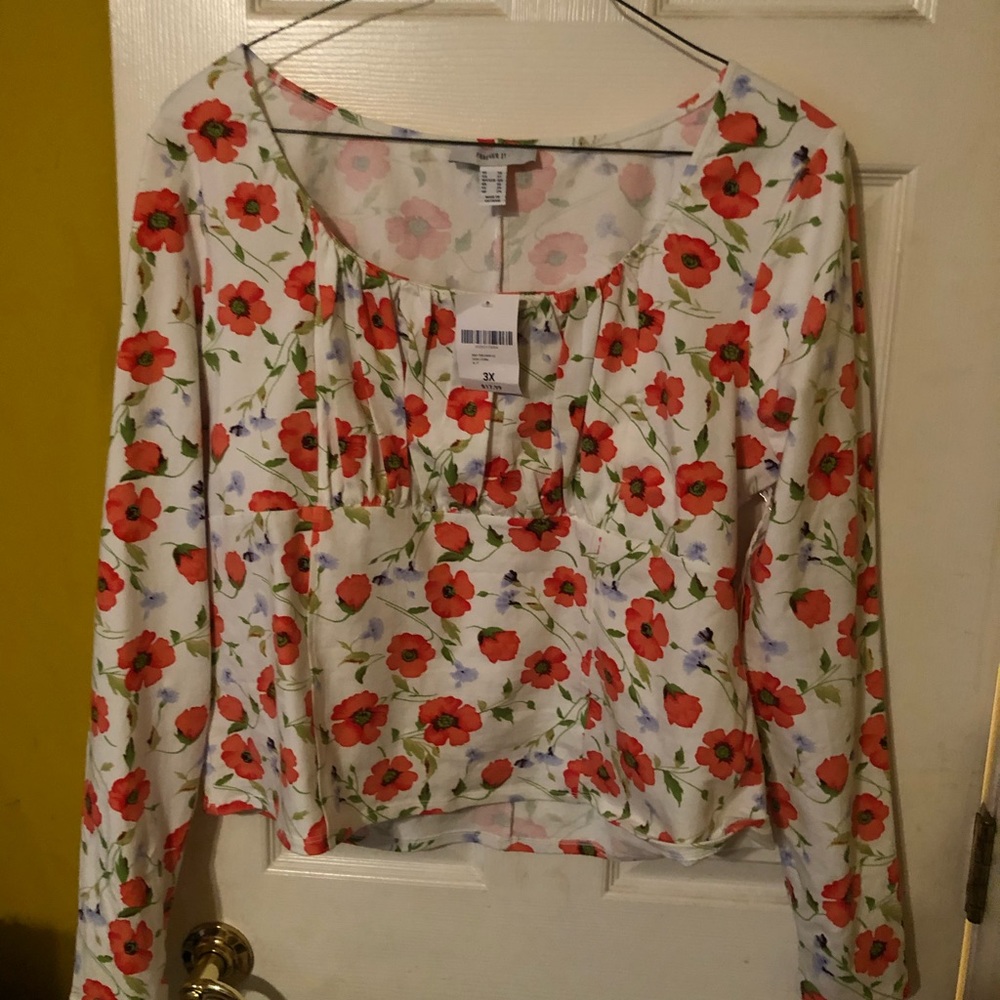 Cute Forever 21 floral shirt